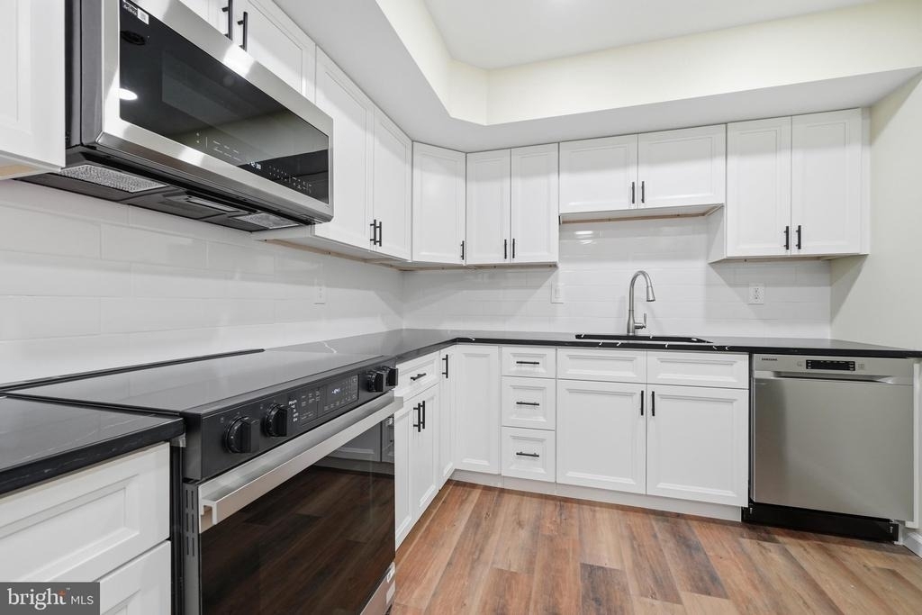 417 Sternwheeler Court - Photo 12