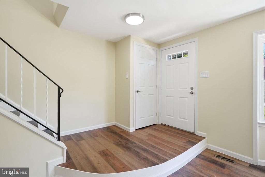 417 Sternwheeler Court - Photo 2