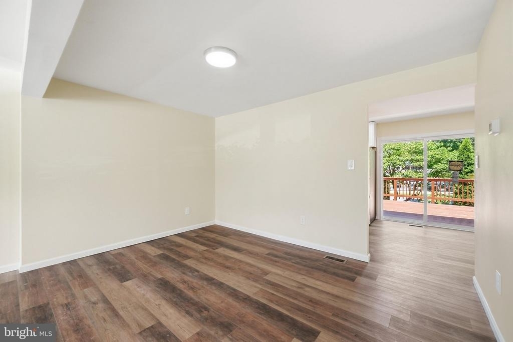 417 Sternwheeler Court - Photo 8