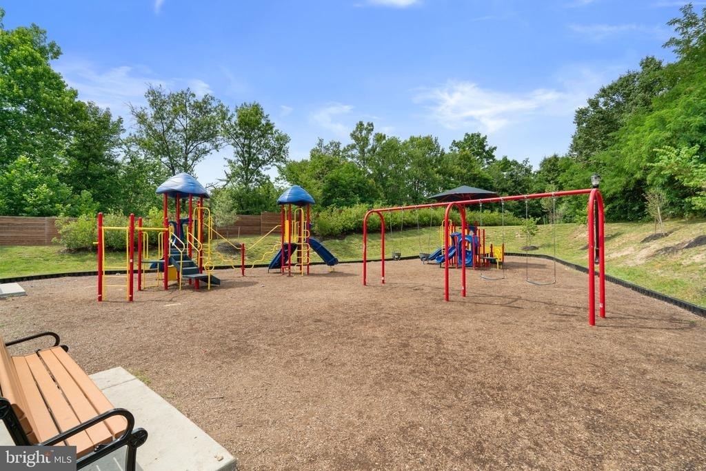 8017 Potter Place - Photo 40