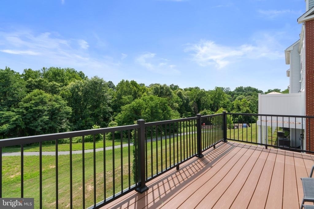8017 Potter Place - Photo 10