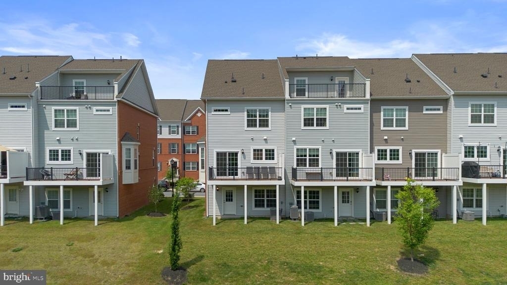 8017 Potter Place - Photo 37