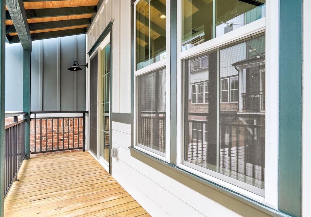 3809 Valley View Rd - Photo 8