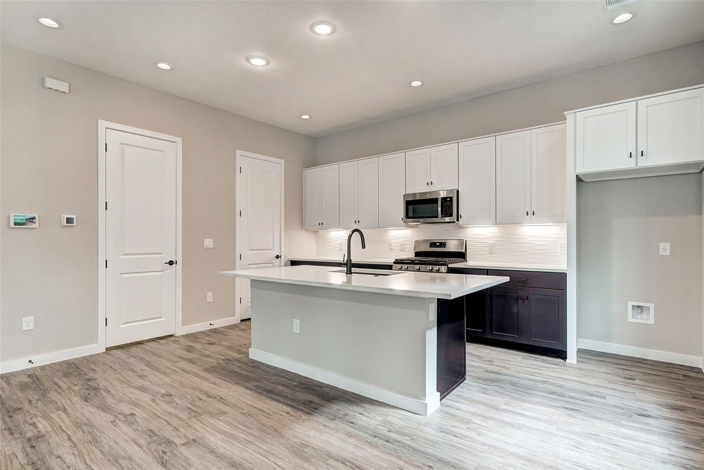 3809 Valley View Rd - Photo 11