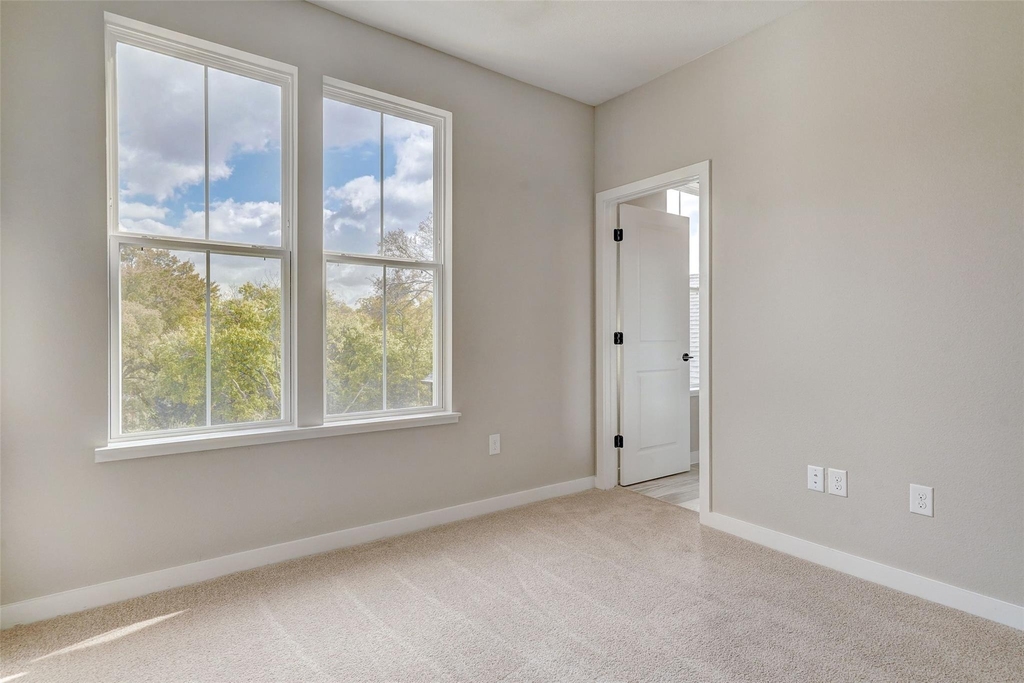 3809 Valley View Rd - Photo 17