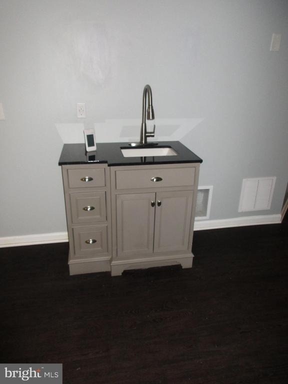1024 Jeanett Way - Photo 19