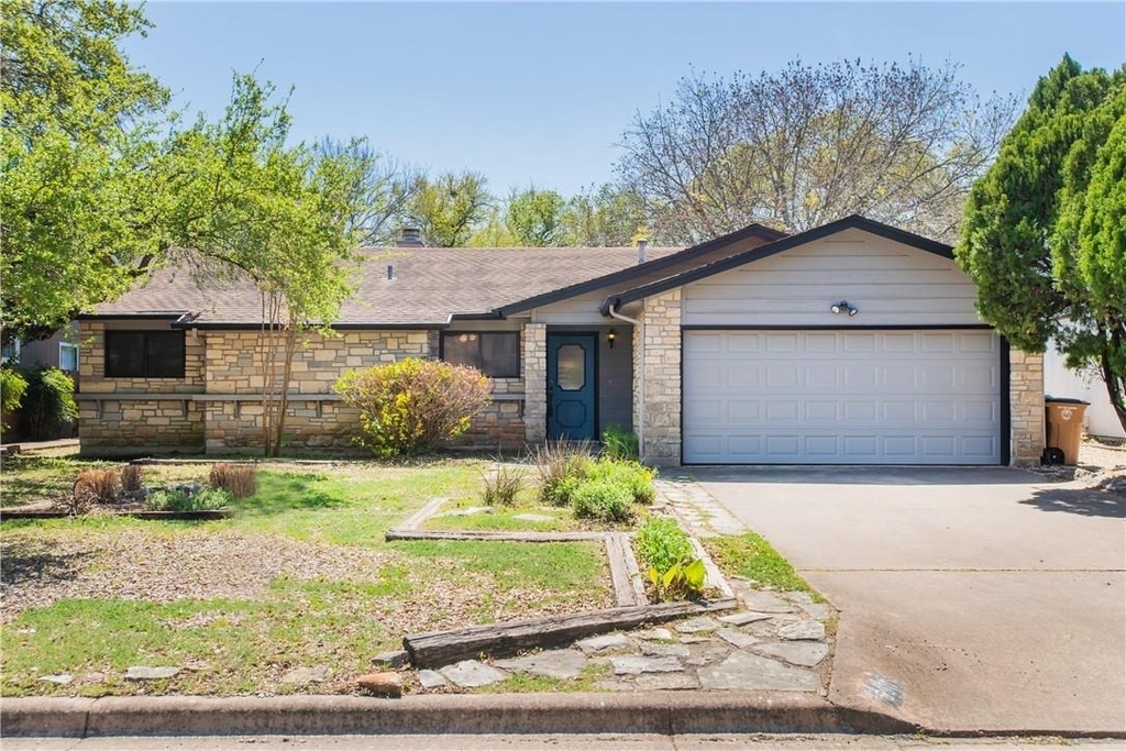 5811 Cannon Mountain Dr - Photo 0