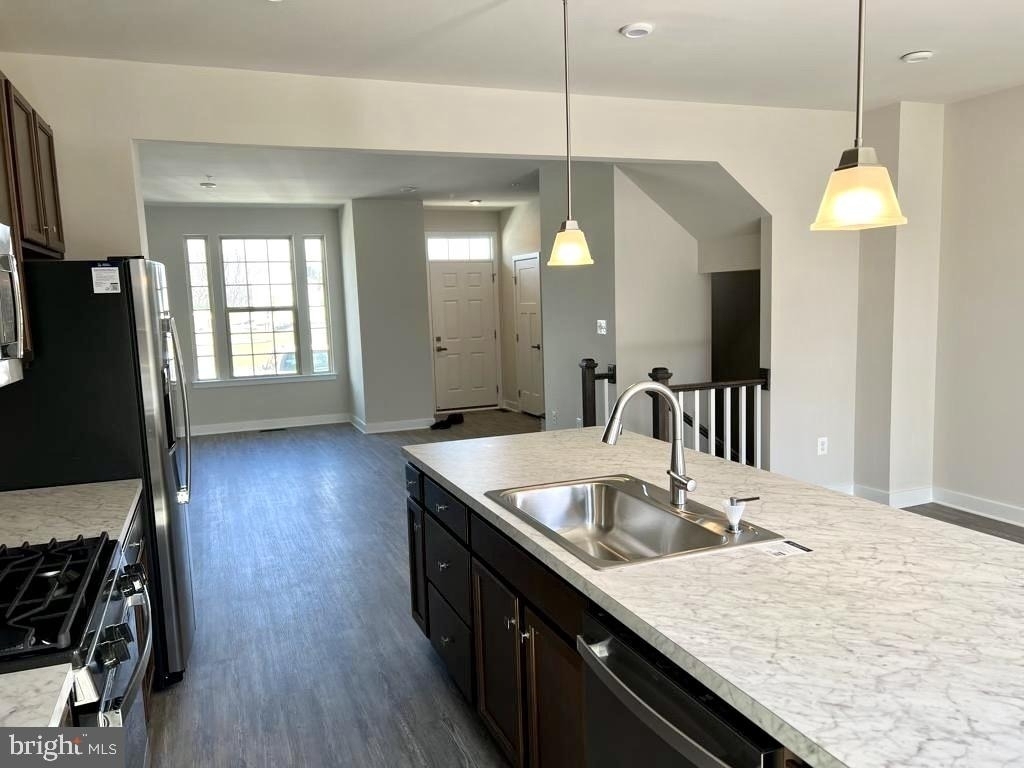 7123 Bodkin Way - Photo 1
