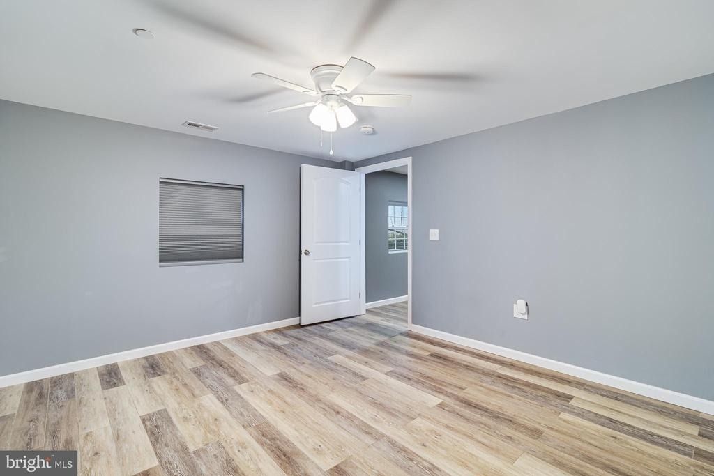 8325 Abc Farm Place - Photo 3