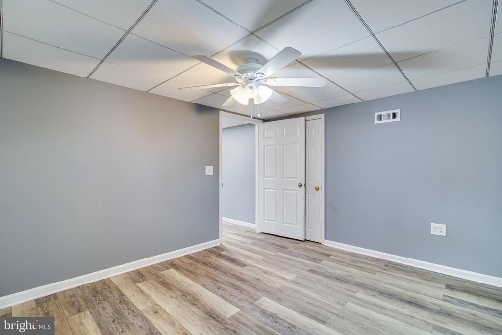8325 Abc Farm Place - Photo 5