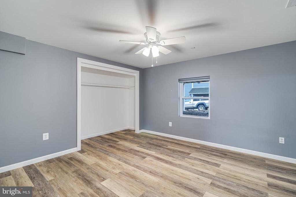 8325 Abc Farm Place - Photo 2