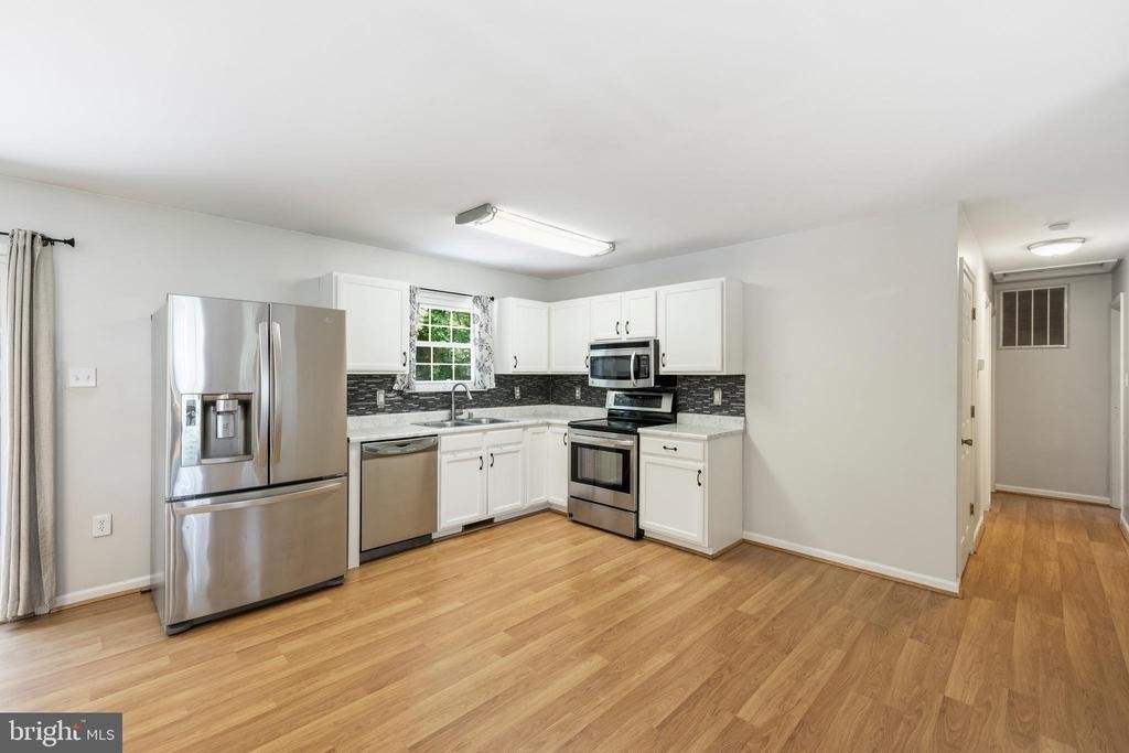 3535 Chesapeake Avenue - Photo 9