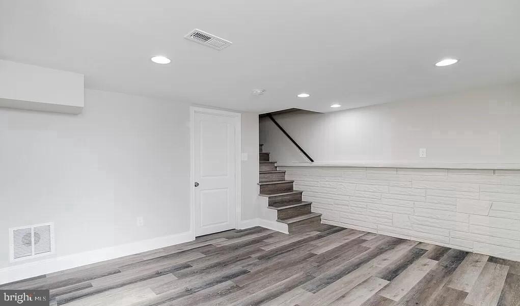 1046 Elm Road - Photo 19