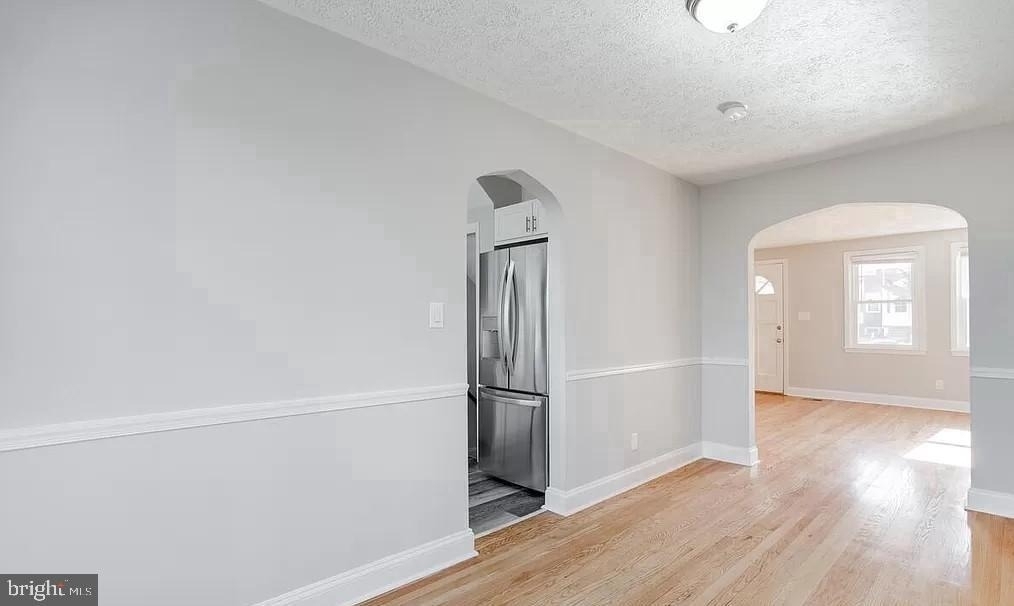 1046 Elm Road - Photo 5