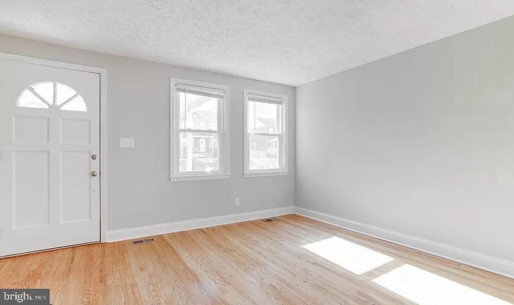 1046 Elm Road - Photo 1