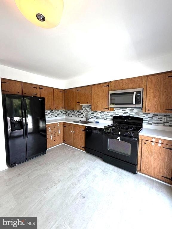 1234 Pleasant Valley Drive - Photo 5