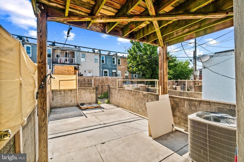 514 N Milton Avenue - Photo 34