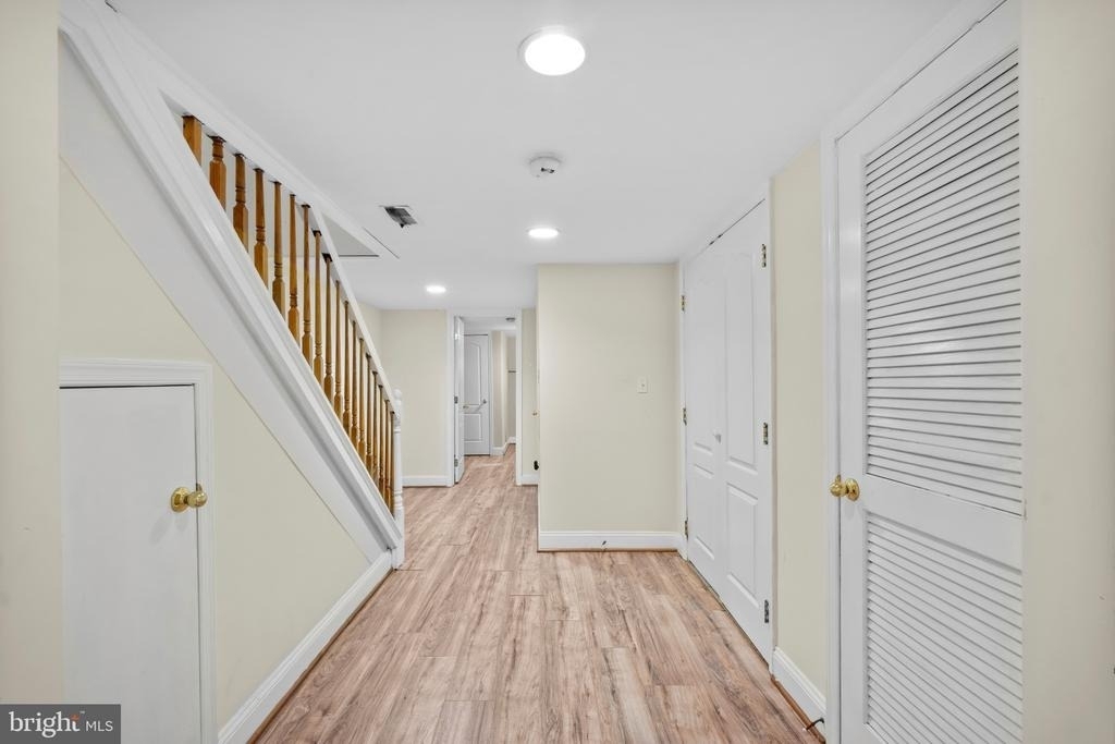 514 N Milton Avenue - Photo 29