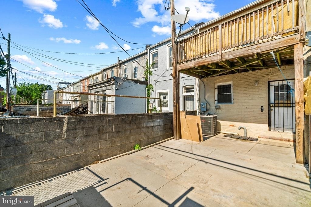 514 N Milton Avenue - Photo 35