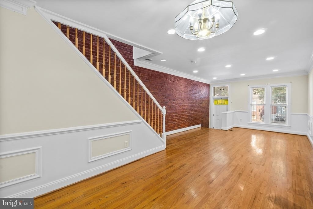 514 N Milton Avenue - Photo 4