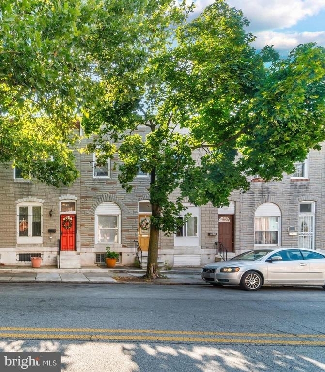 514 N Milton Avenue - Photo 0