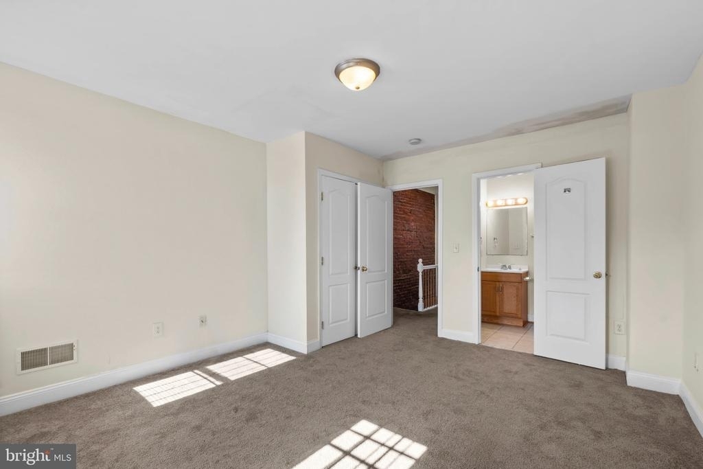 514 N Milton Avenue - Photo 20