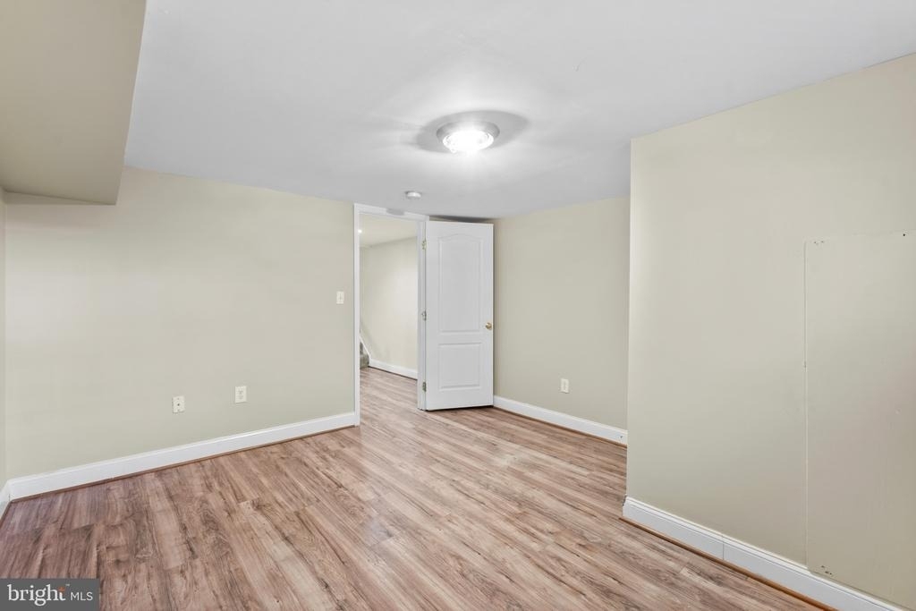 514 N Milton Avenue - Photo 24