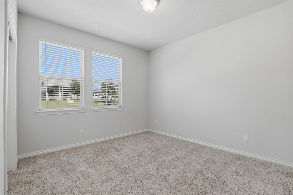 2129 Pecan Island Dr - Photo 13