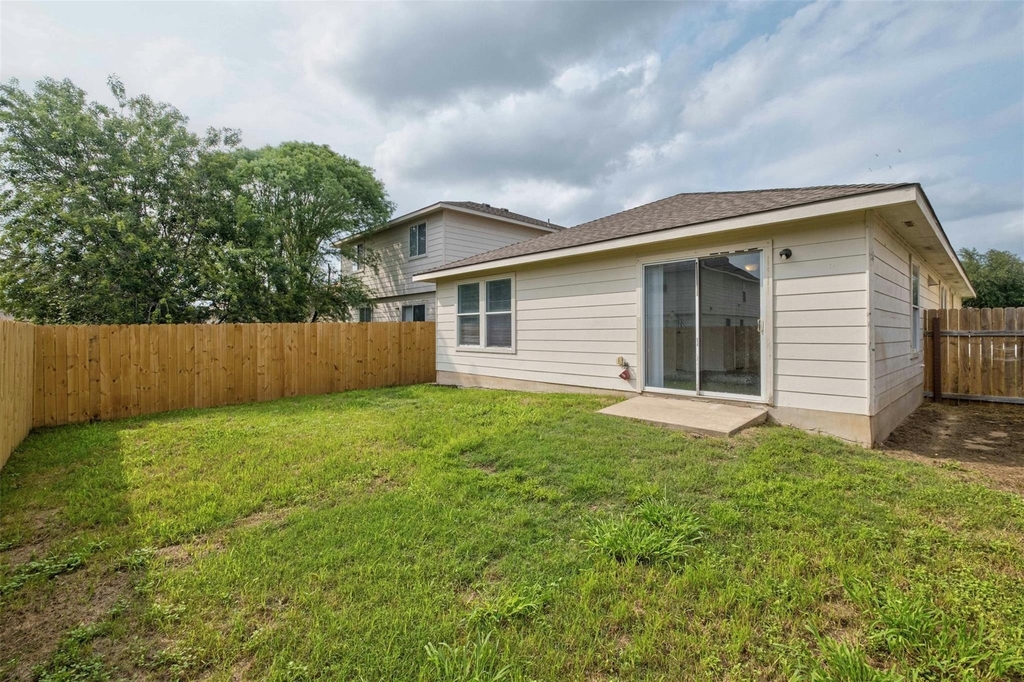 12409 Sky Harbor Dr - Photo 22