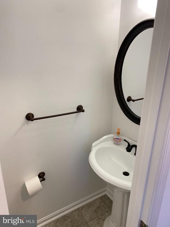 517 Kingdom Court - Photo 7