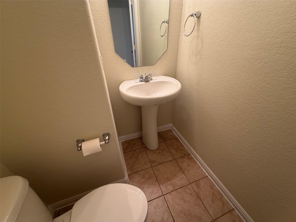 1001 Zodiac Ln - Photo 9