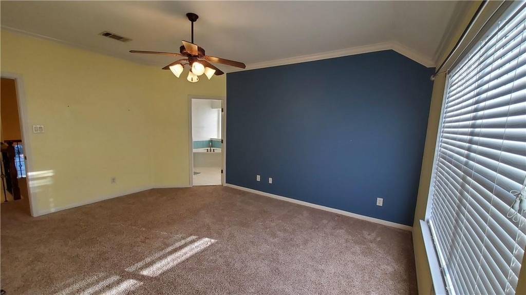 9421 Lisi Anne Dr - Photo 12