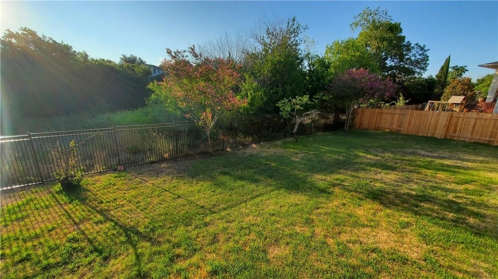9421 Lisi Anne Dr - Photo 34