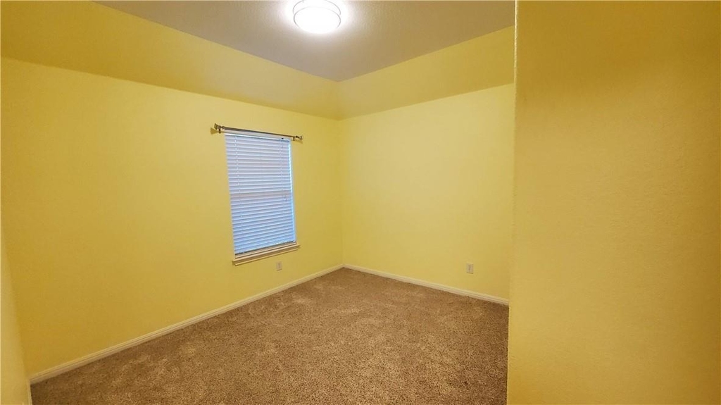 9421 Lisi Anne Dr - Photo 20