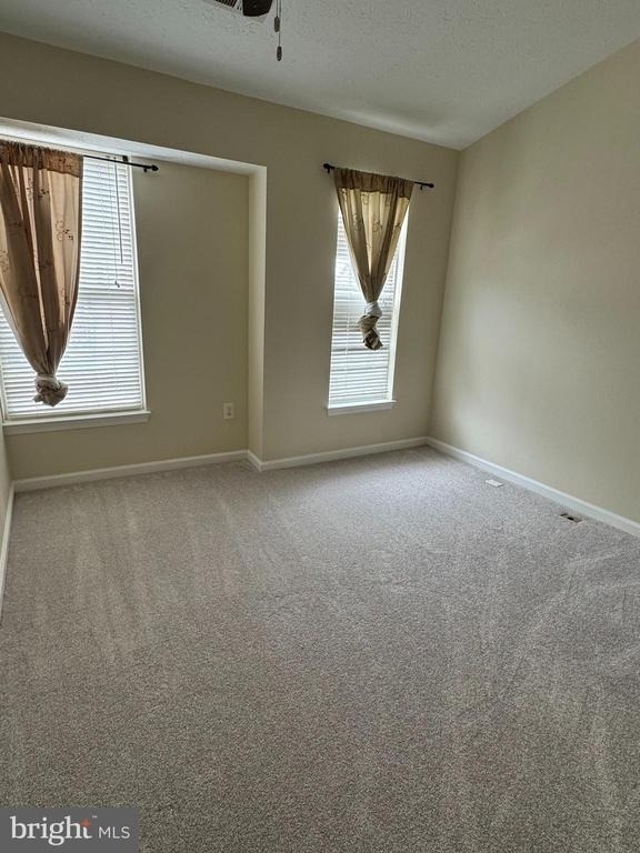 2429 Knapps Way - Photo 16