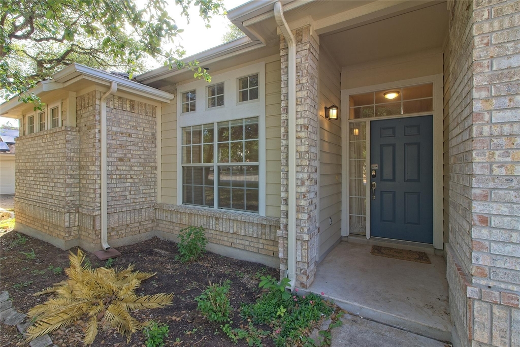 610 Palo Alto Ln - Photo 3