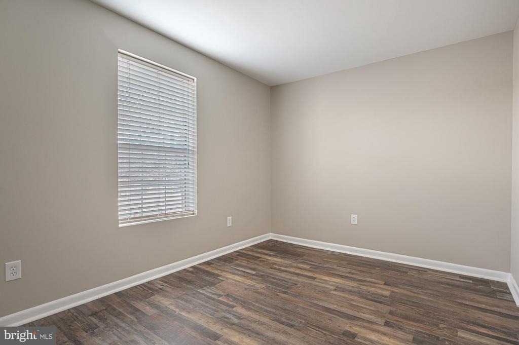 102 N Caroline Place - Photo 10