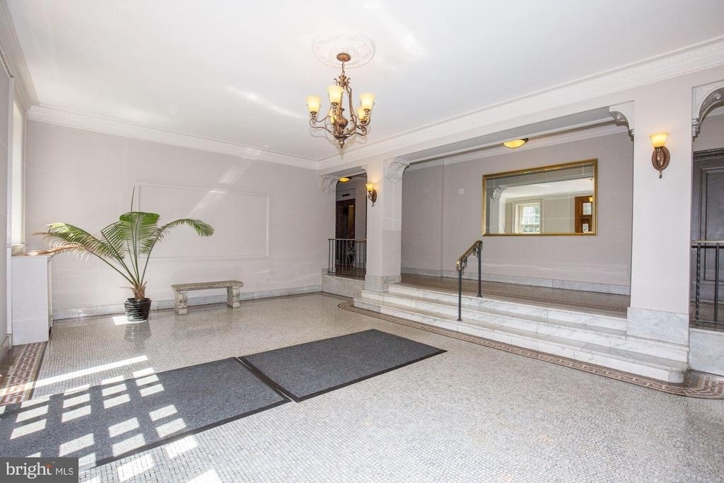 2227 20th Street Nw - Photo 10