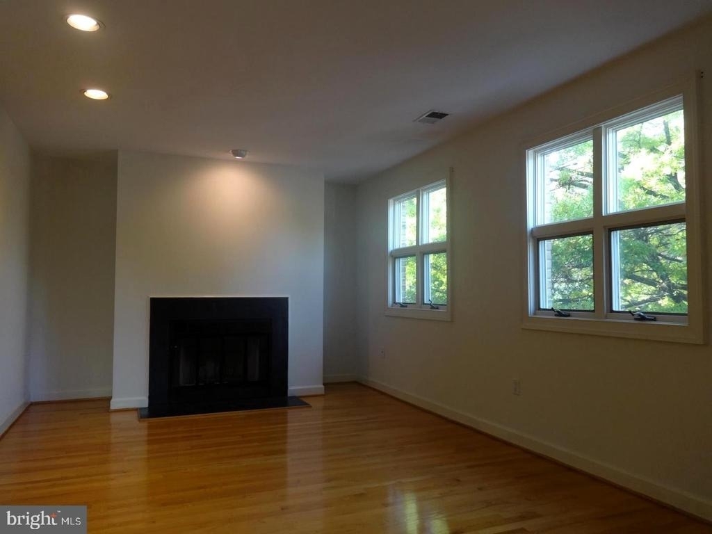 5330 Connecticut Avenue Nw - Photo 19