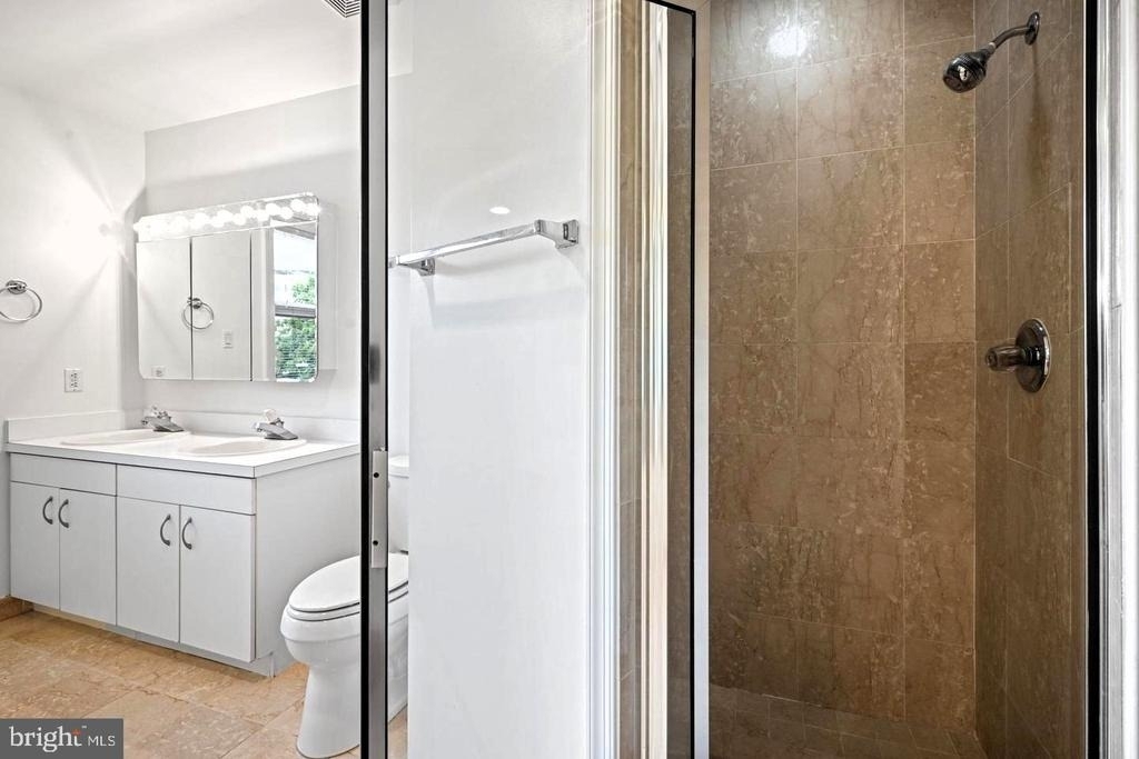 5330 Connecticut Avenue Nw - Photo 23