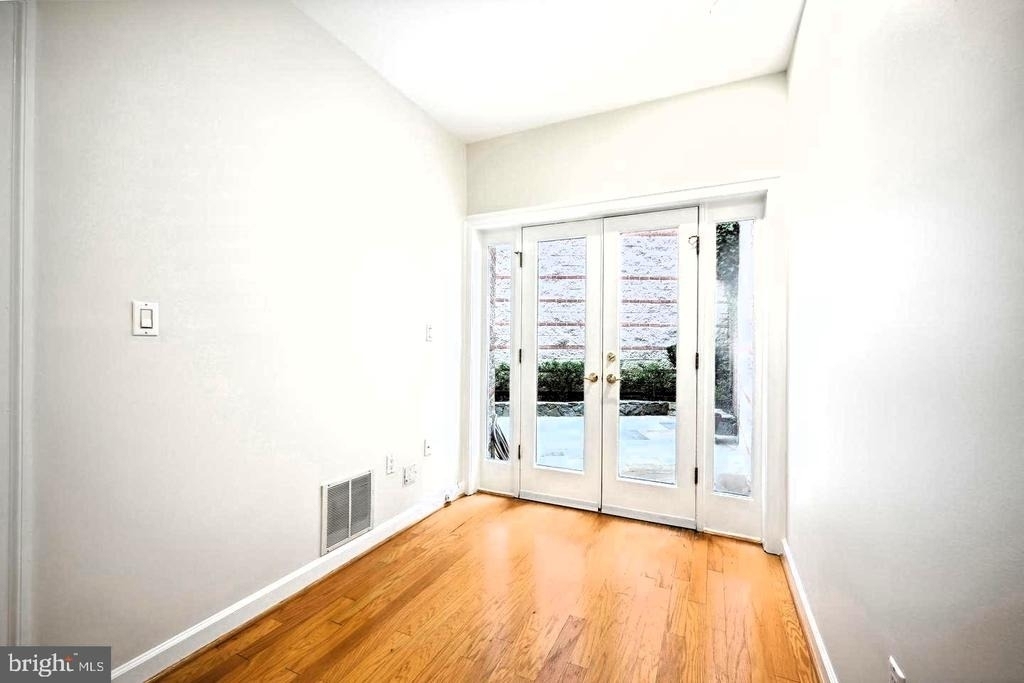 5330 Connecticut Avenue Nw - Photo 5