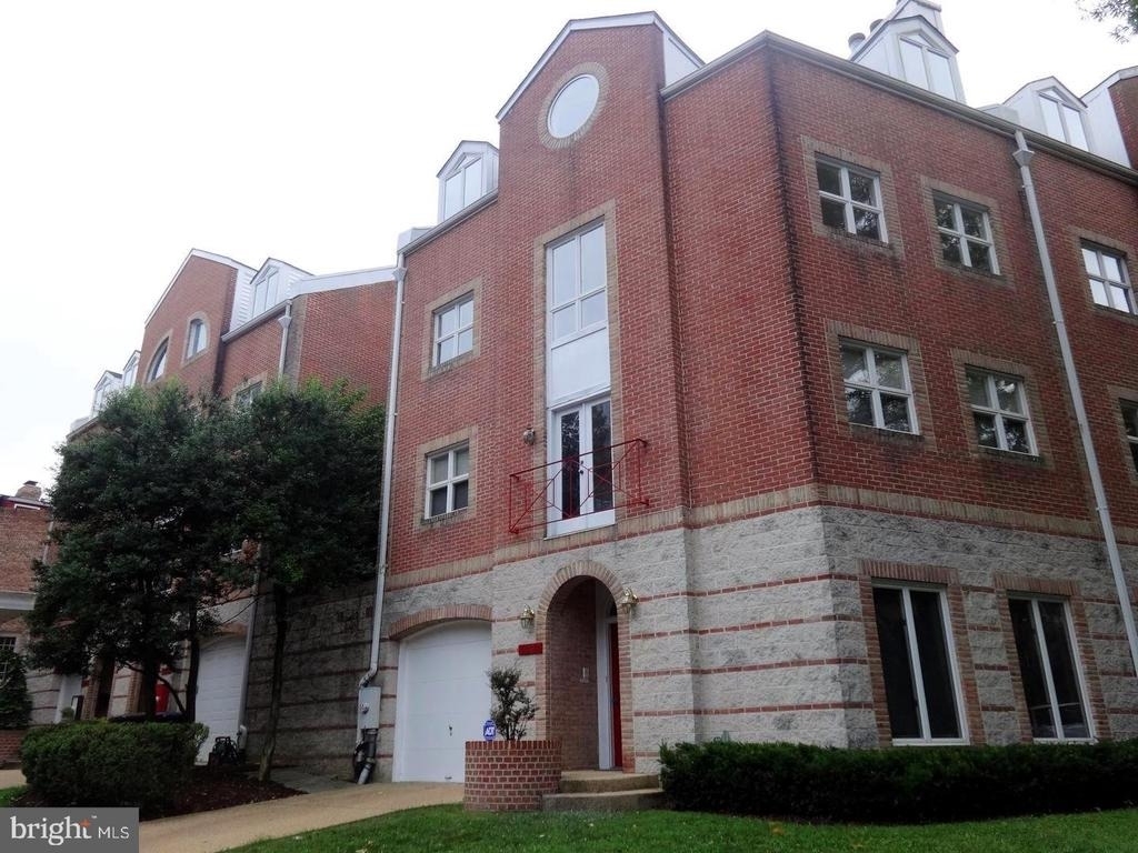 5330 Connecticut Avenue Nw - Photo 36
