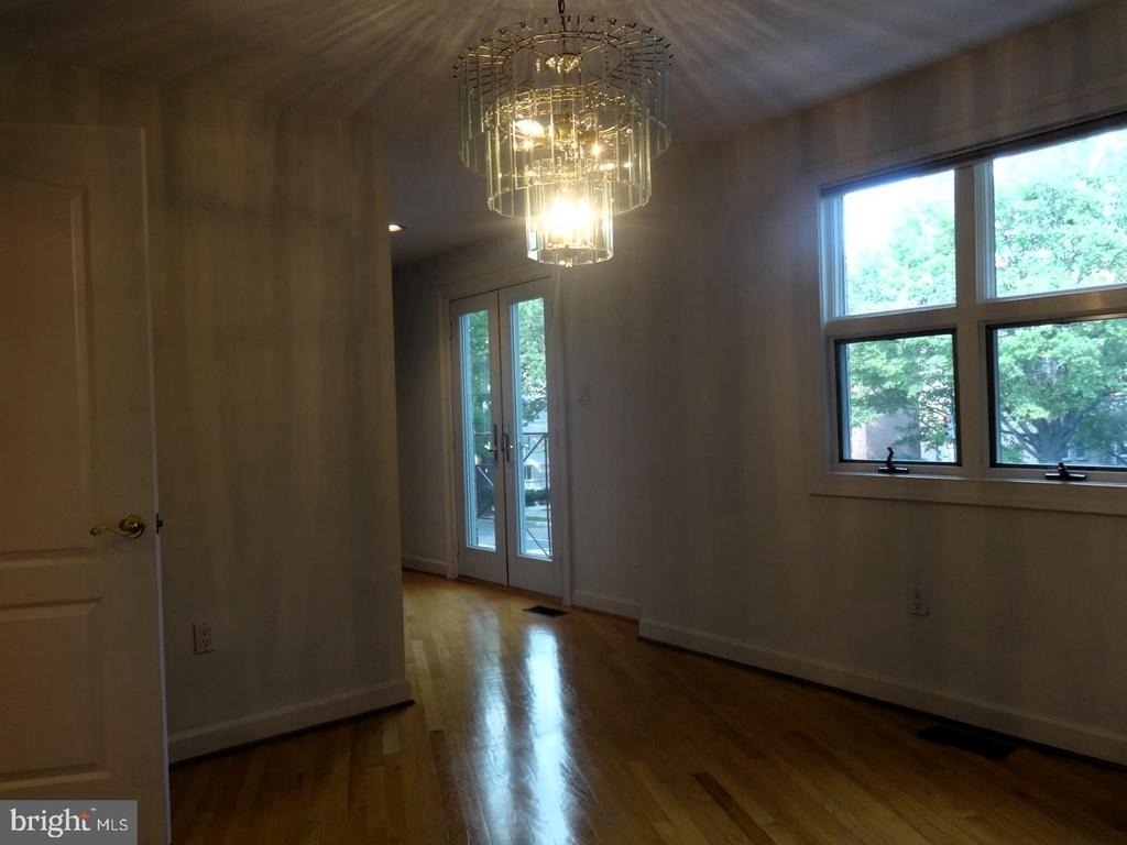 5330 Connecticut Avenue Nw - Photo 12
