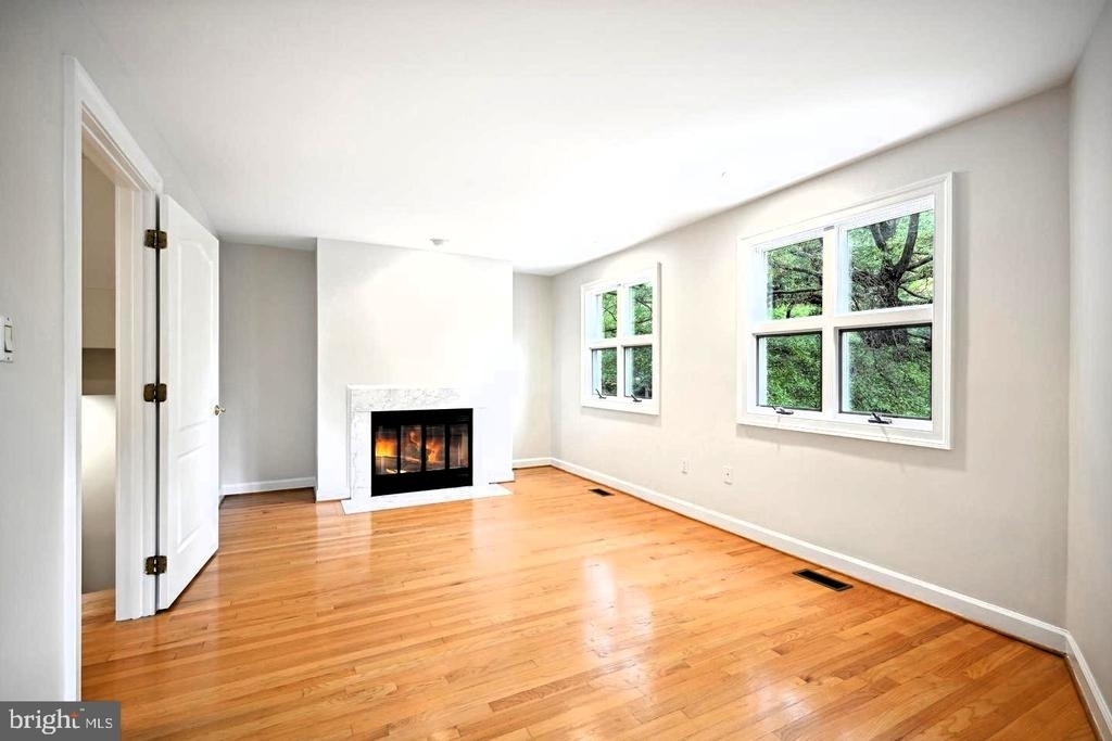 5330 Connecticut Avenue Nw - Photo 8