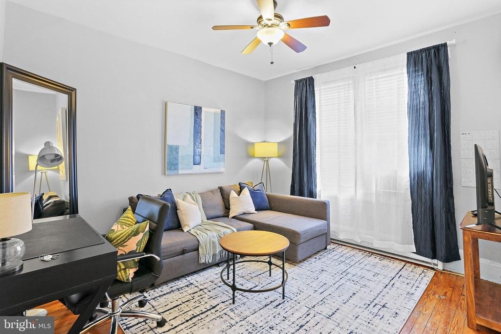 1211 33rd Street Nw - Photo 4