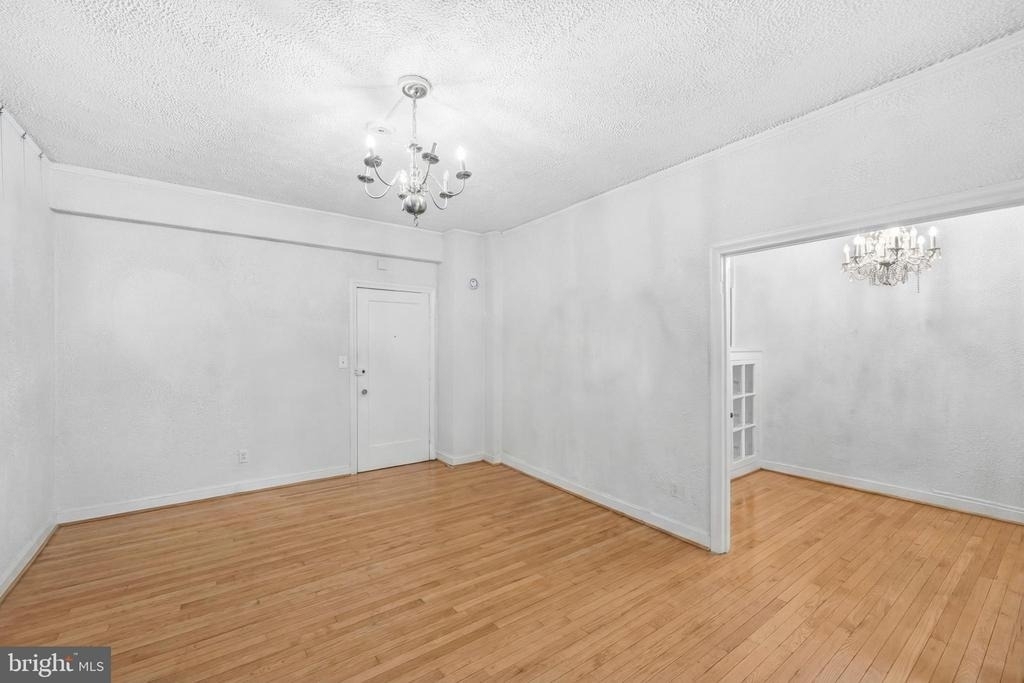 2032 Belmont Road Nw - Photo 6