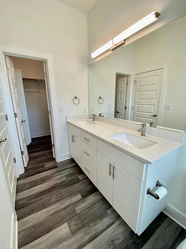 6102 Caddie St - Photo 10