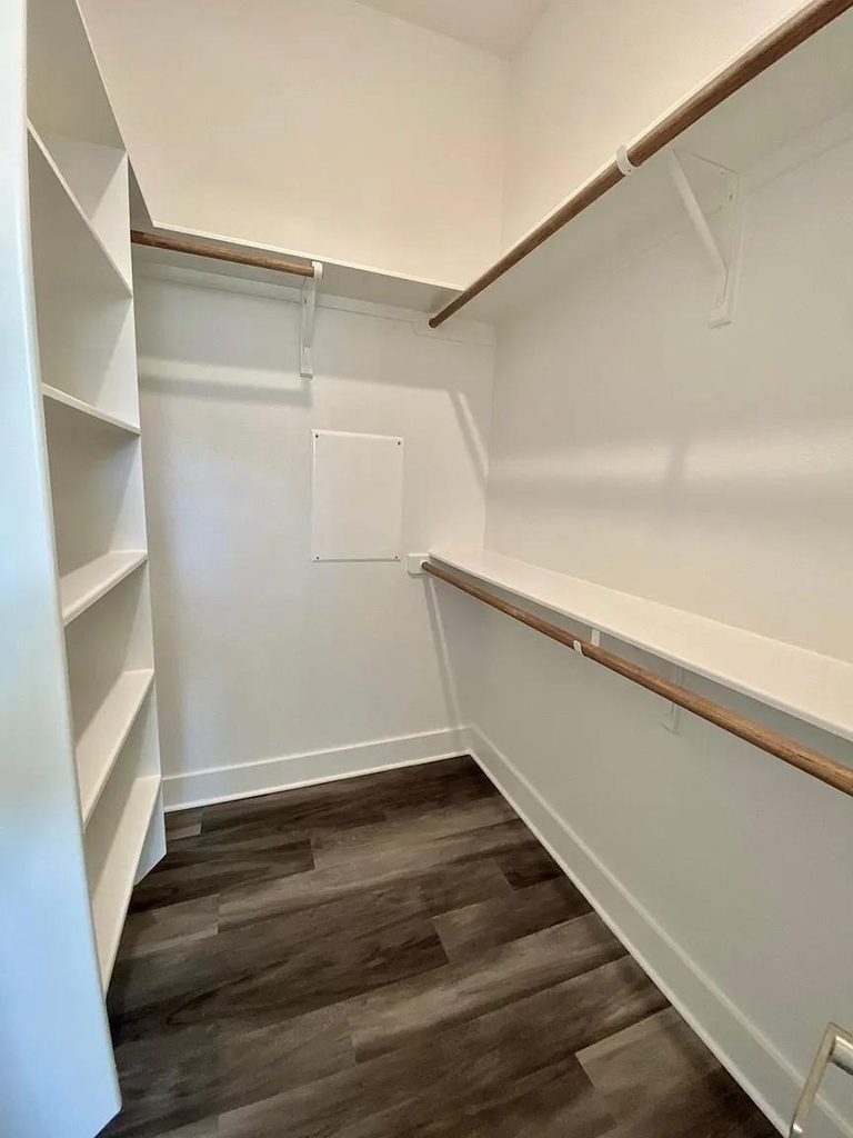 6102 Caddie St - Photo 15