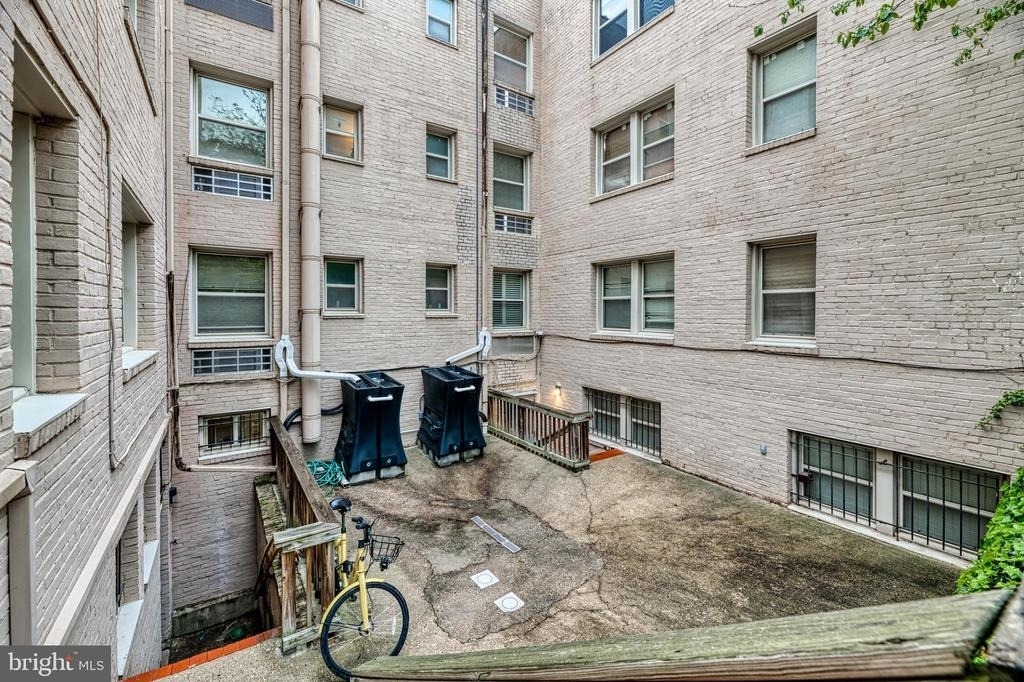 1363 K Street Se - Photo 24