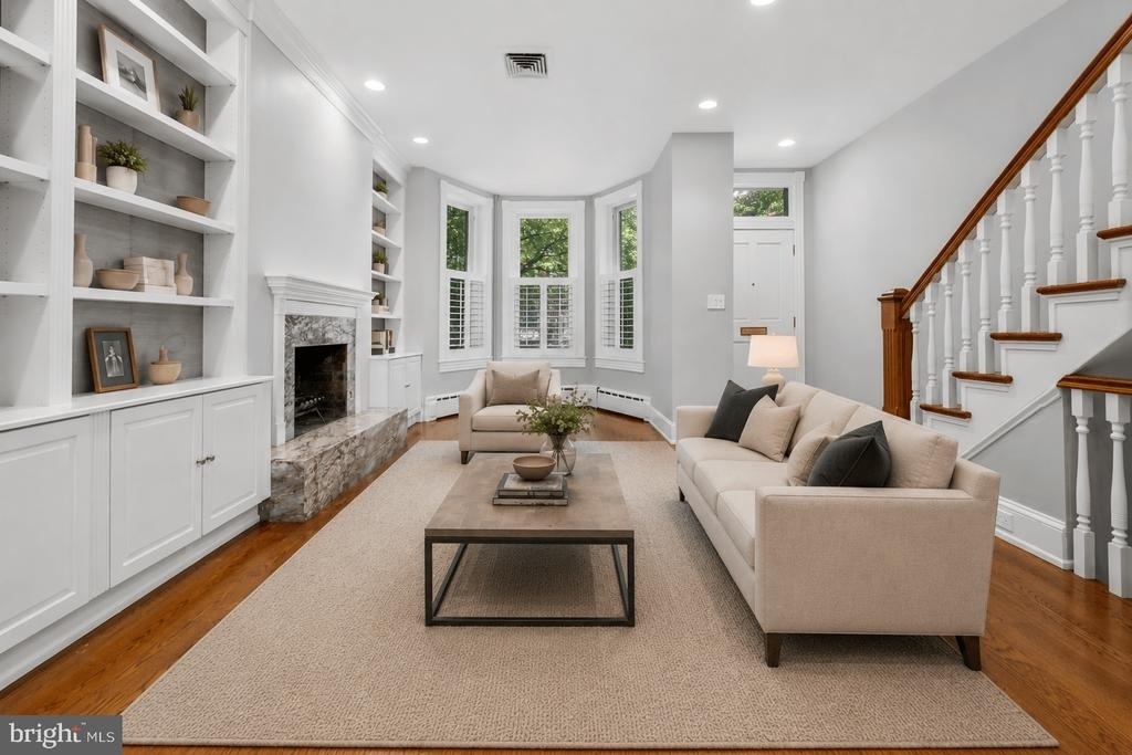 3044 Cambridge Place Nw - Photo 3
